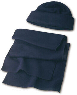 Fleece cap and scarf. 3. picture